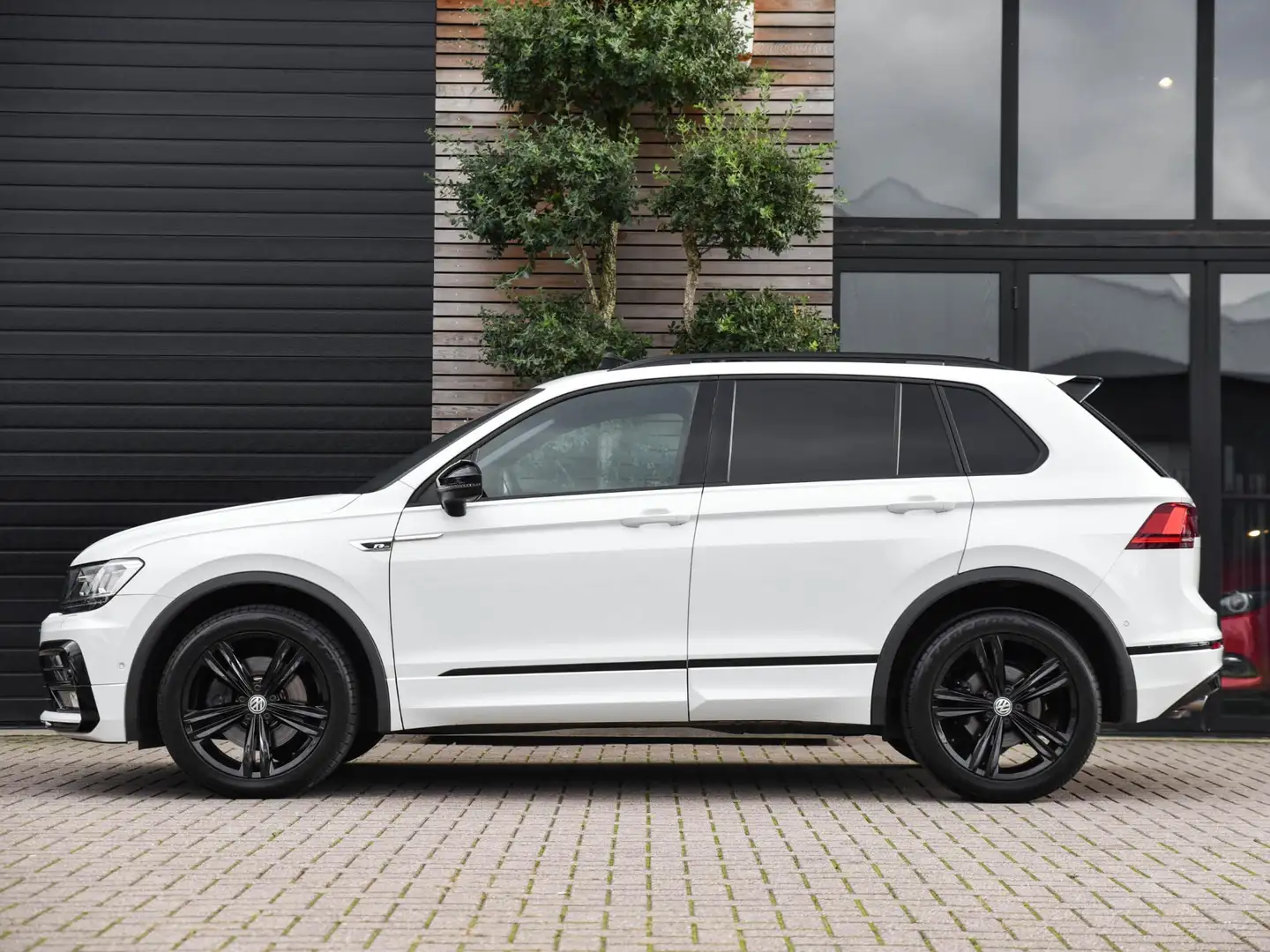 Volkswagen Tiguan 2.0 TSI 4Motion Highline Business R / Wegklapbare Blanc - 2