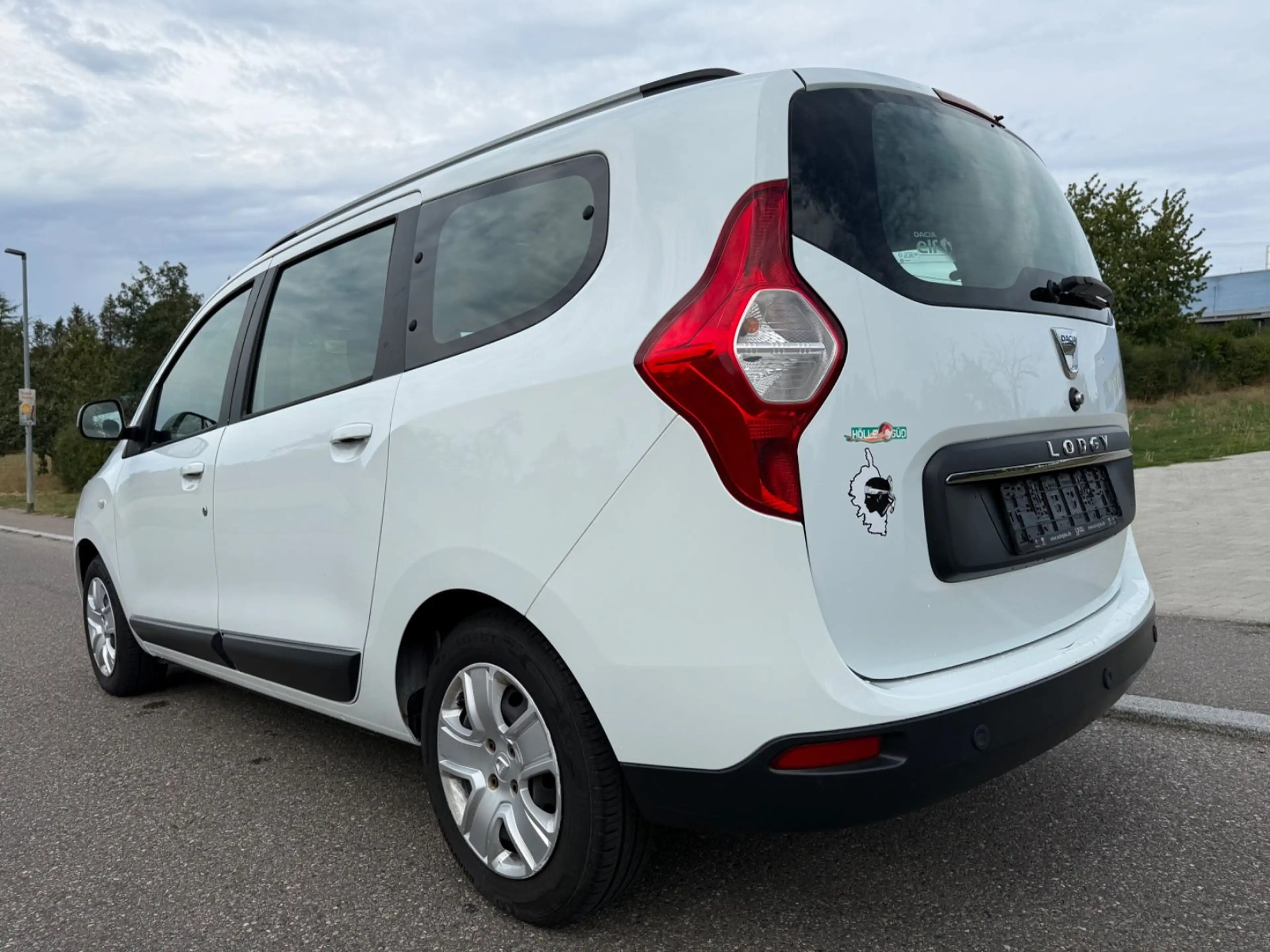 Dacia Lodgy Laureate 1.Hand!7-Sitzer!Scheckheftgepfl. — photo 7