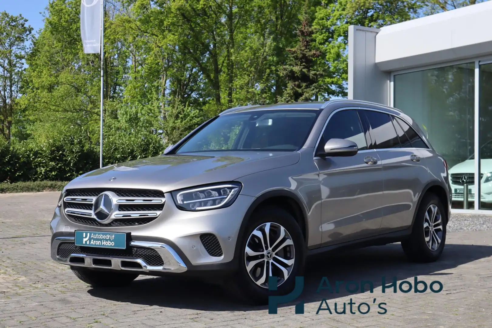 Mercedes-Benz GLC 200 Airco, Camera, Cruisecontrol, Stoelverwarming Grijs - 1