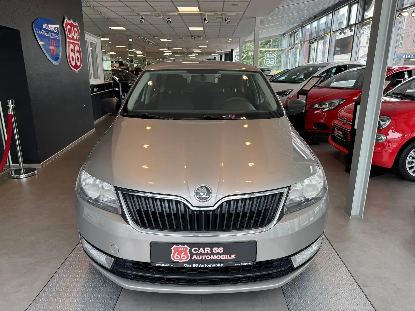 Skoda Rapid/Spaceback Active / TÜV NEU Beige - 2