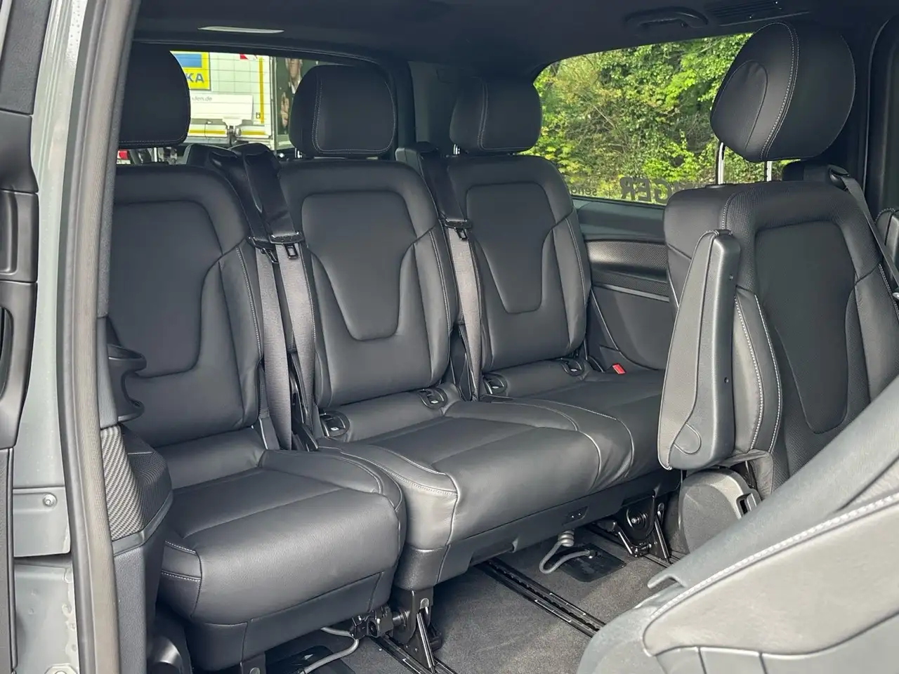 Mercedes-Benz V 300 d Avantgarde 4x4 lang Standhzg AHK2,5t 360° 15