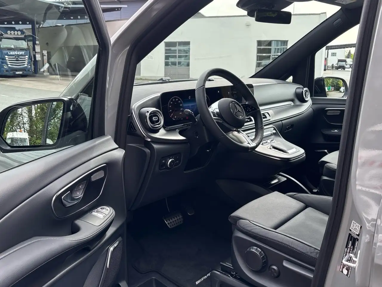 Mercedes-Benz V 300 d Avantgarde 4x4 lang Standhzg AHK2,5t 360° 12