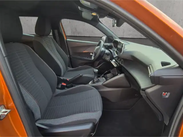 Peugeot 2008 view 13