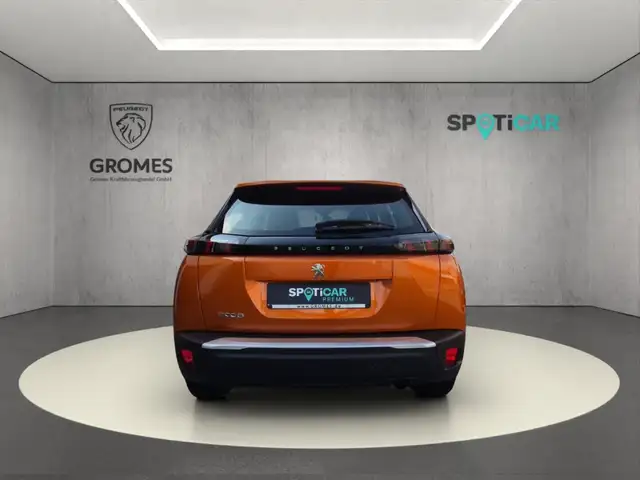 Peugeot 2008 view 4