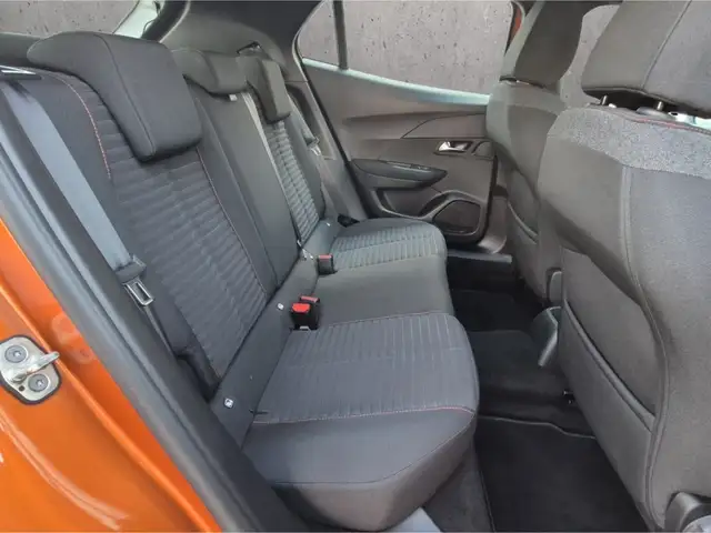 Peugeot 2008 view 14
