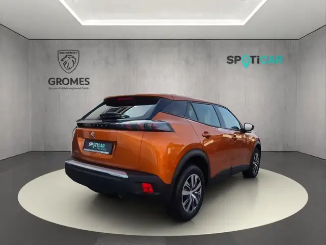 Peugeot 2008 view 3