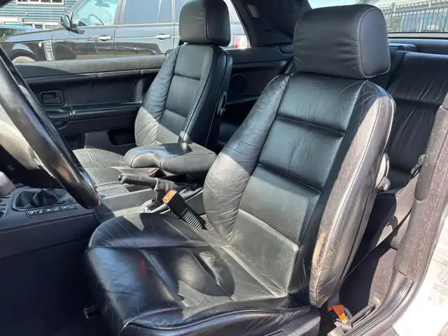 BMW 3 Series view 13