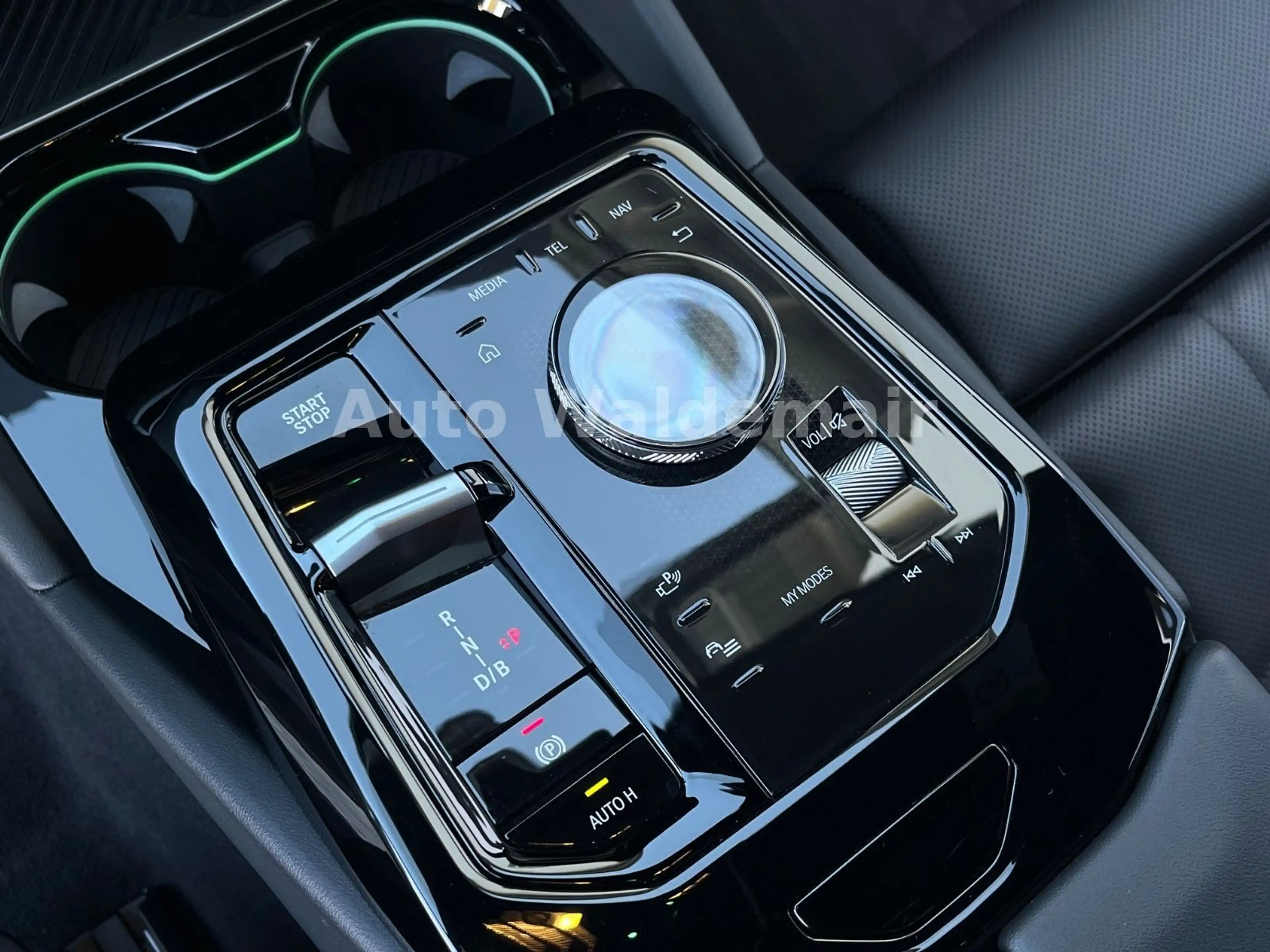 BMW i5 Limo 40 eDrive M Sport pro ACC Parking+ LED — photo 6