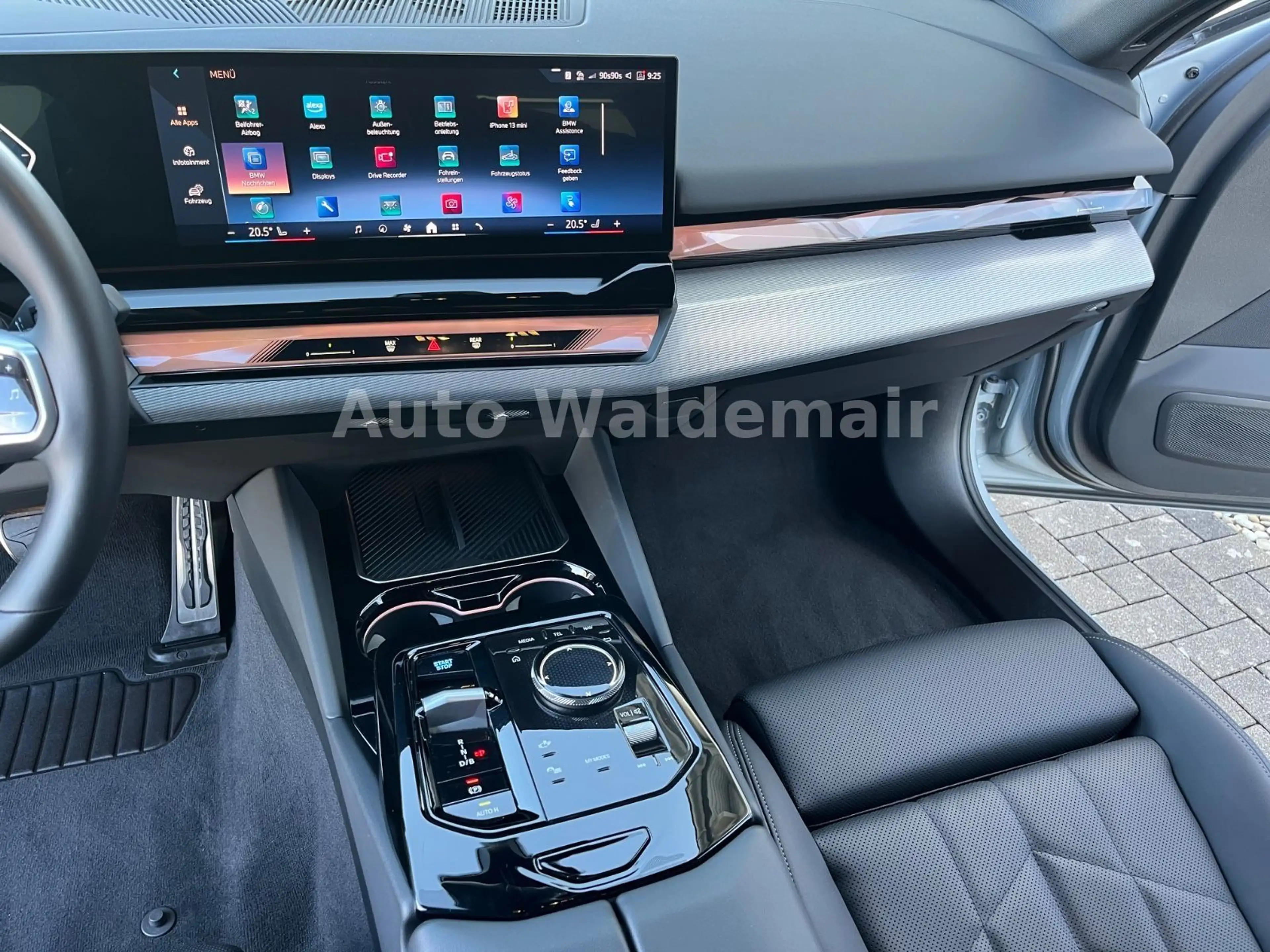 BMW i5 Limo 40 eDrive M Sport pro ACC Parking+ LED — photo 5