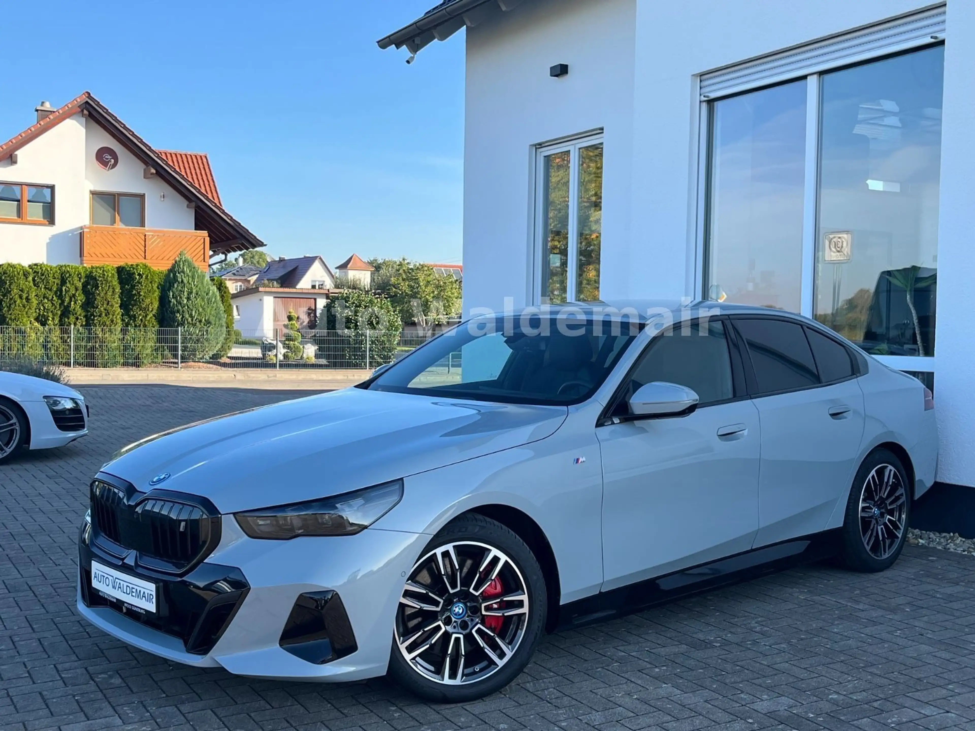 BMW i5 Limo 40 eDrive M Sport pro ACC Parking+ LED