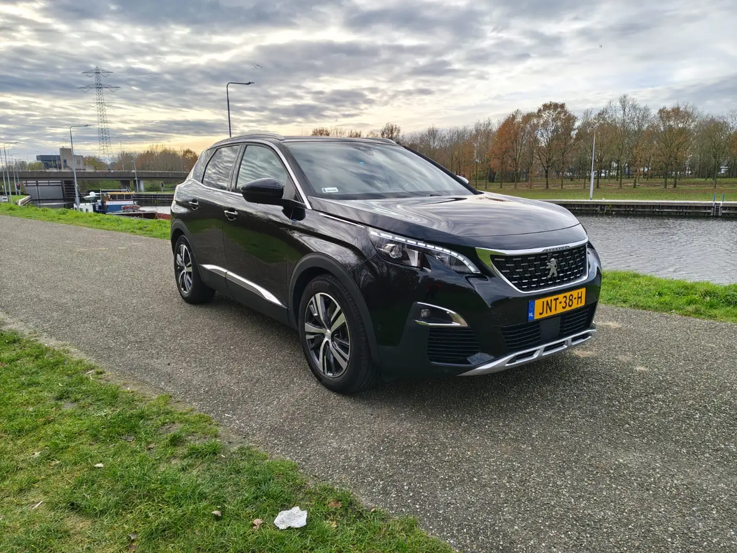 Peugeot 3008 Hybrid4 300 e-EAT8 GT Zwart - 1