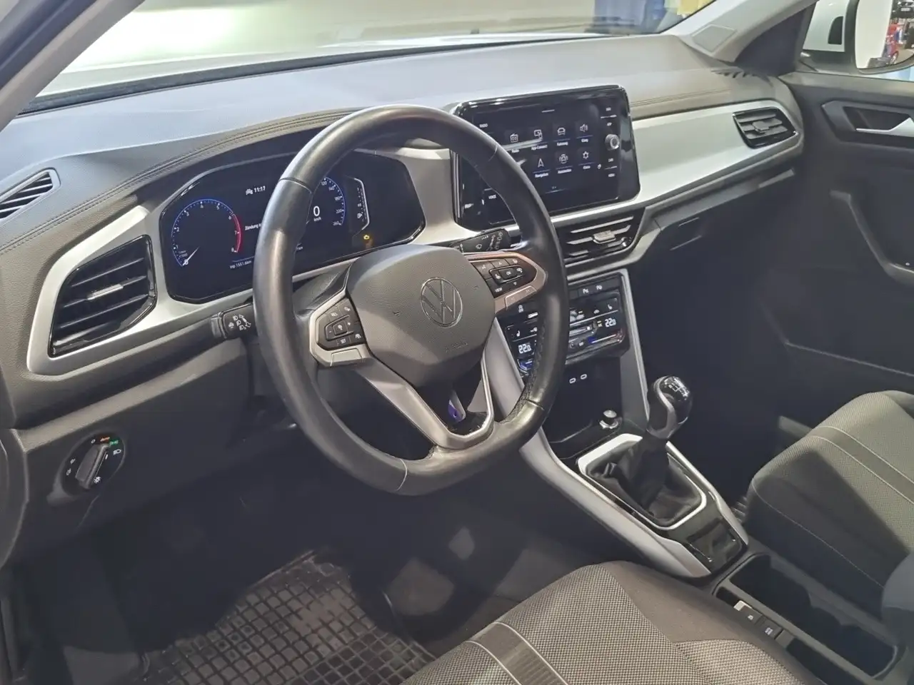 Volkswagen T-Roc Life TSI 8