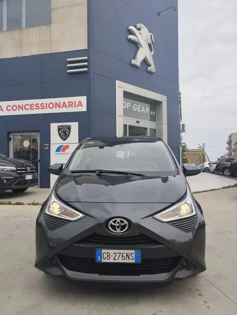 Toyota Aygo Aygo 5p 1.0 x-play 72cv Grau - 2