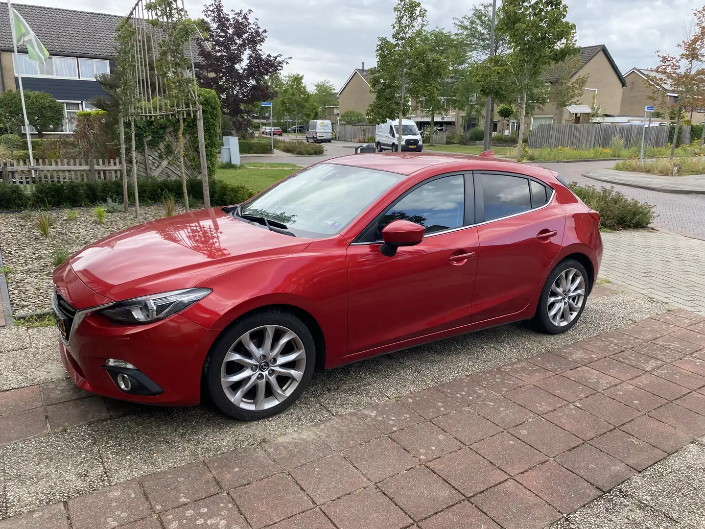 Mazda 3 2.0 GT-M Rojo - 2