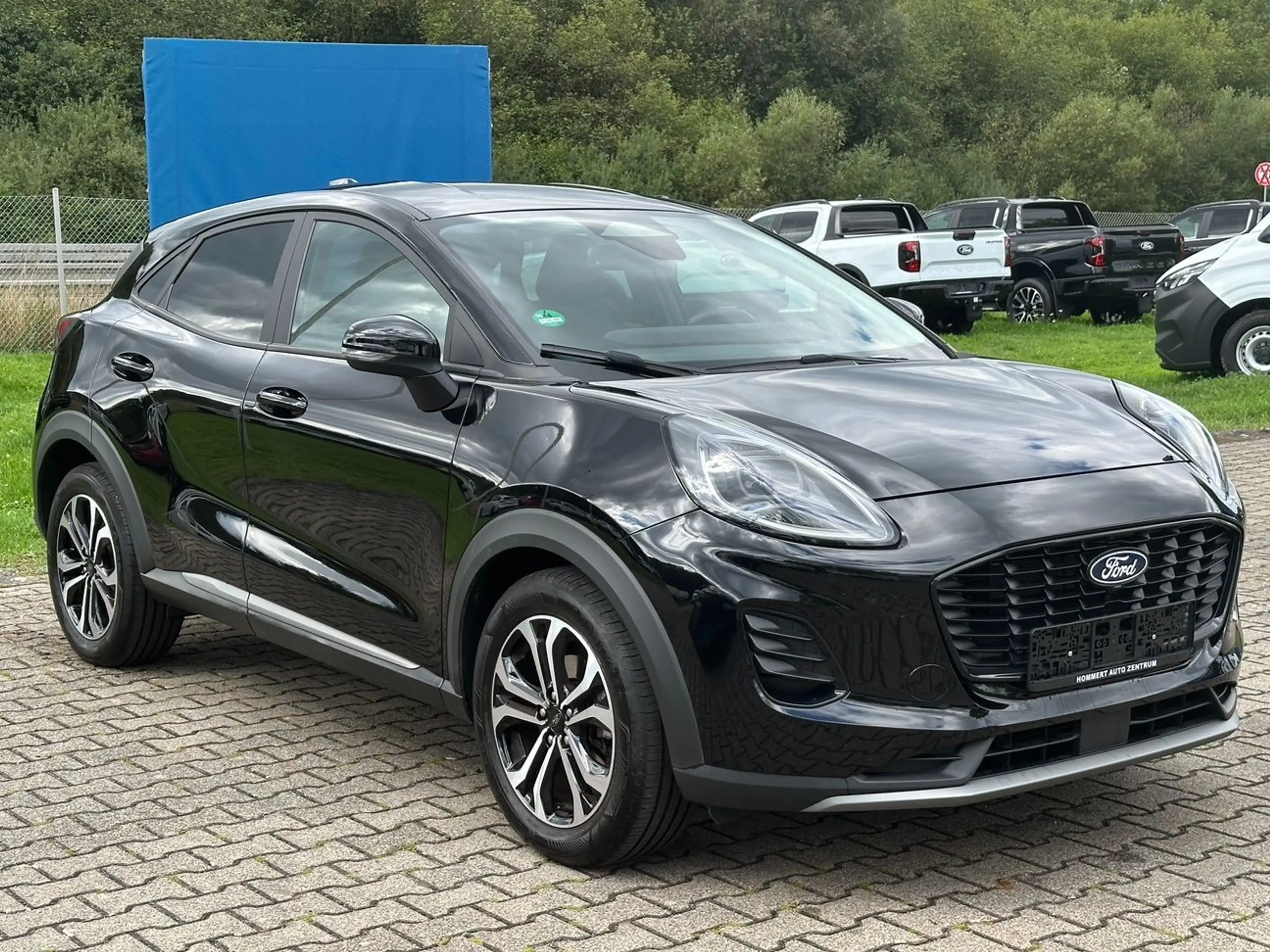 Ford Puma 1.0L Titanium NAVI*LED*SHZ*ACC*CAM* — photo 4
