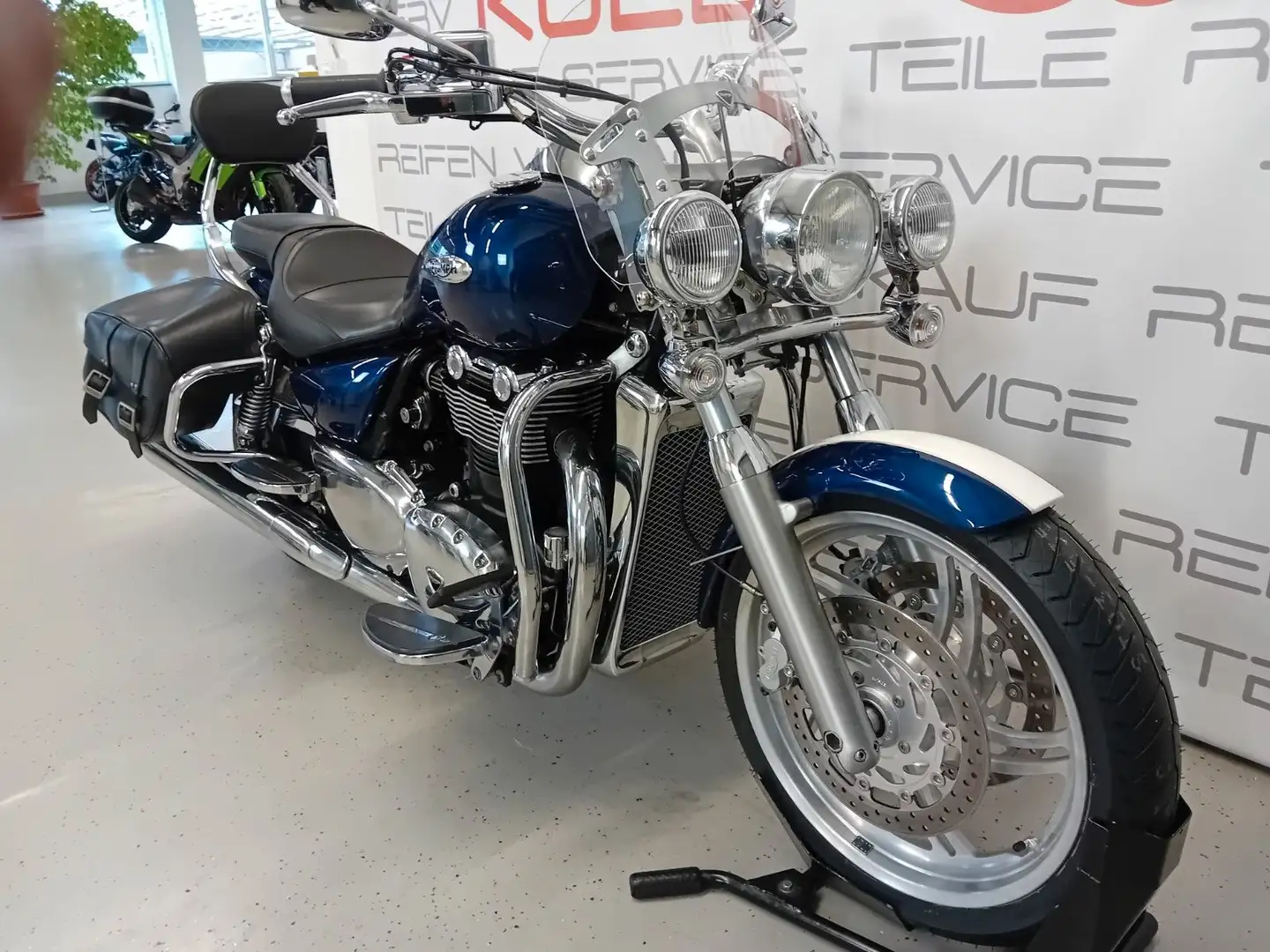 Triumph Thunderbird 1600 Azul - 2