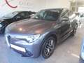 Alfa Romeo Stelvio Super 2,2 ATX RWD Grau - thumbnail 1