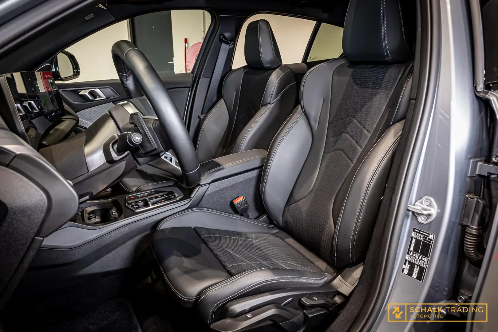 BMW 120 1-serie 120i|M-sport|Pano|H&K|Cam|Trekhaak|Leder|G Zilver - 2