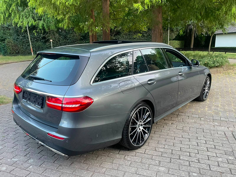 Mercedes-Benz E 250 AMG-PACK Pano*Xenon*HUD*360 C *Verw Z*Lane* Ass*Keyless — photo 7