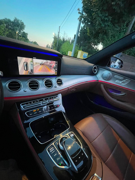 Mercedes-Benz E 250 AMG-PACK Pano*Xenon*HUD*360 C *Verw Z*Lane* Ass*Keyless — photo 12