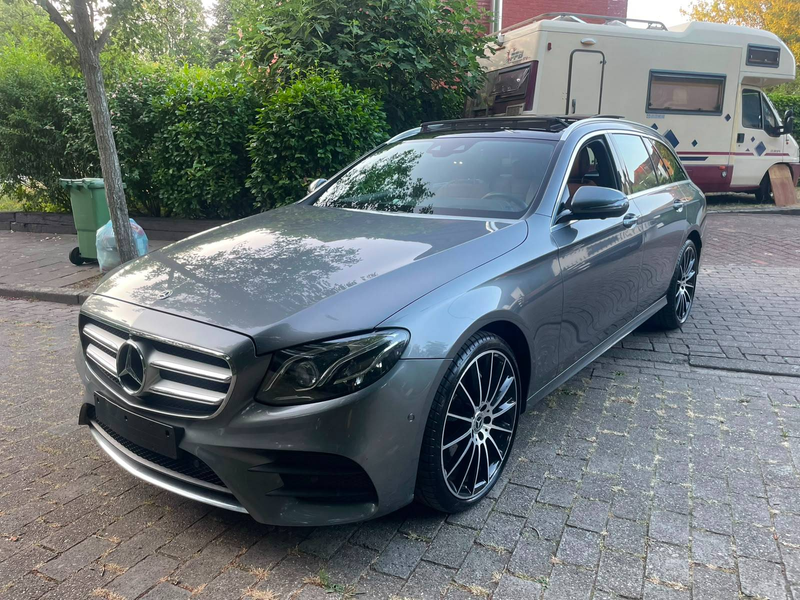 Mercedes-Benz E 250 AMG-PACK Pano*Xenon*HUD*360 C *Verw Z*Lane* Ass*Keyless — photo 2