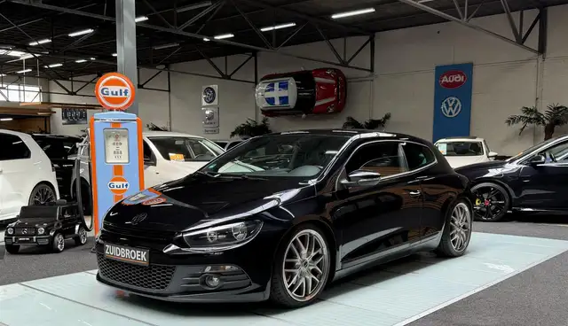 Volkswagen Scirocco 2.0 DSG! Leer! Cruise! Clima!