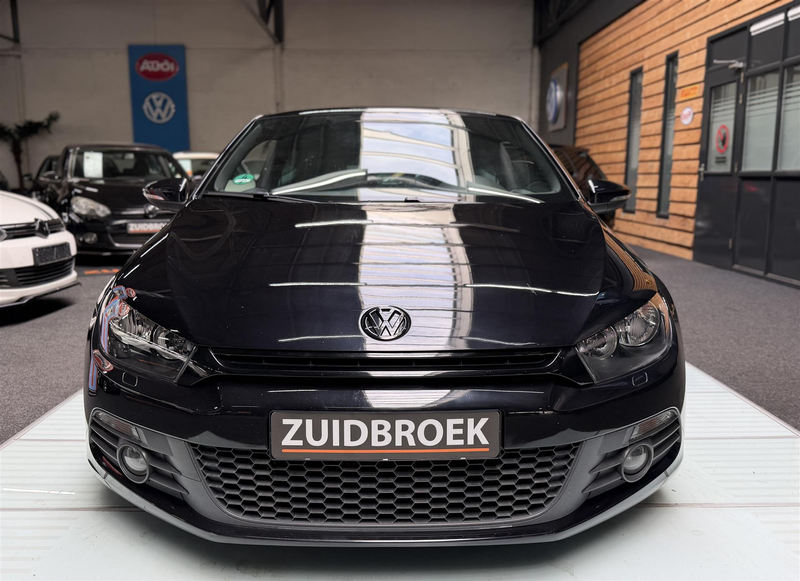Volkswagen Scirocco 2.0 DSG! Leer! Cruise! Clima! — photo 3