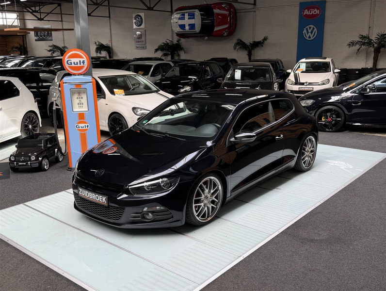 Volkswagen Scirocco 2.0 DSG! Leer! Cruise! Clima! — photo 4