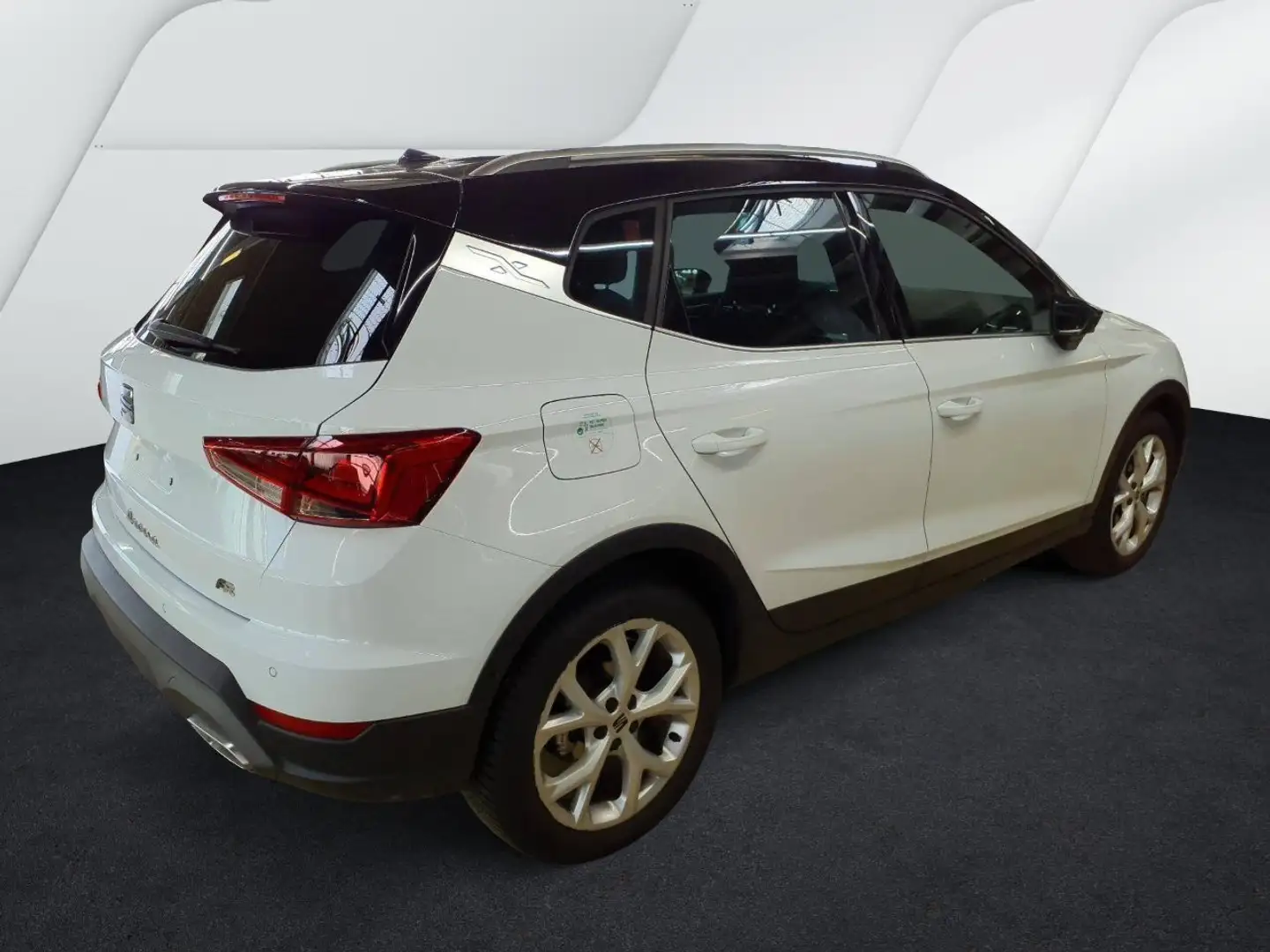 SEAT Arona FR 1.0 TSI DSG / Navi, ParkAssi, LED, RFK Weiß - 2
