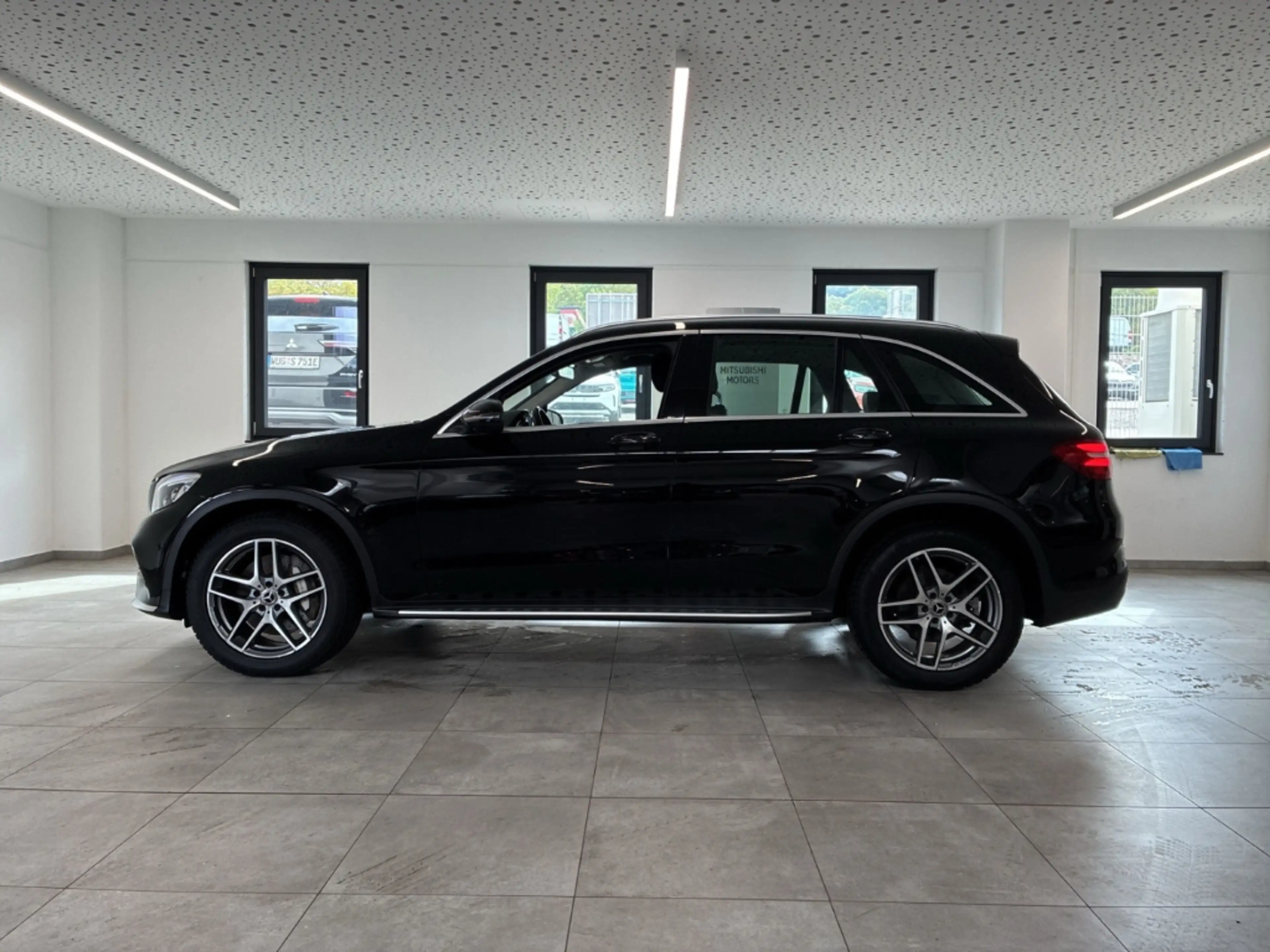 Mercedes-Benz GLC 250 250d 4Matic AMG-Line Bi-LED PDC 360° ACC — photo 2