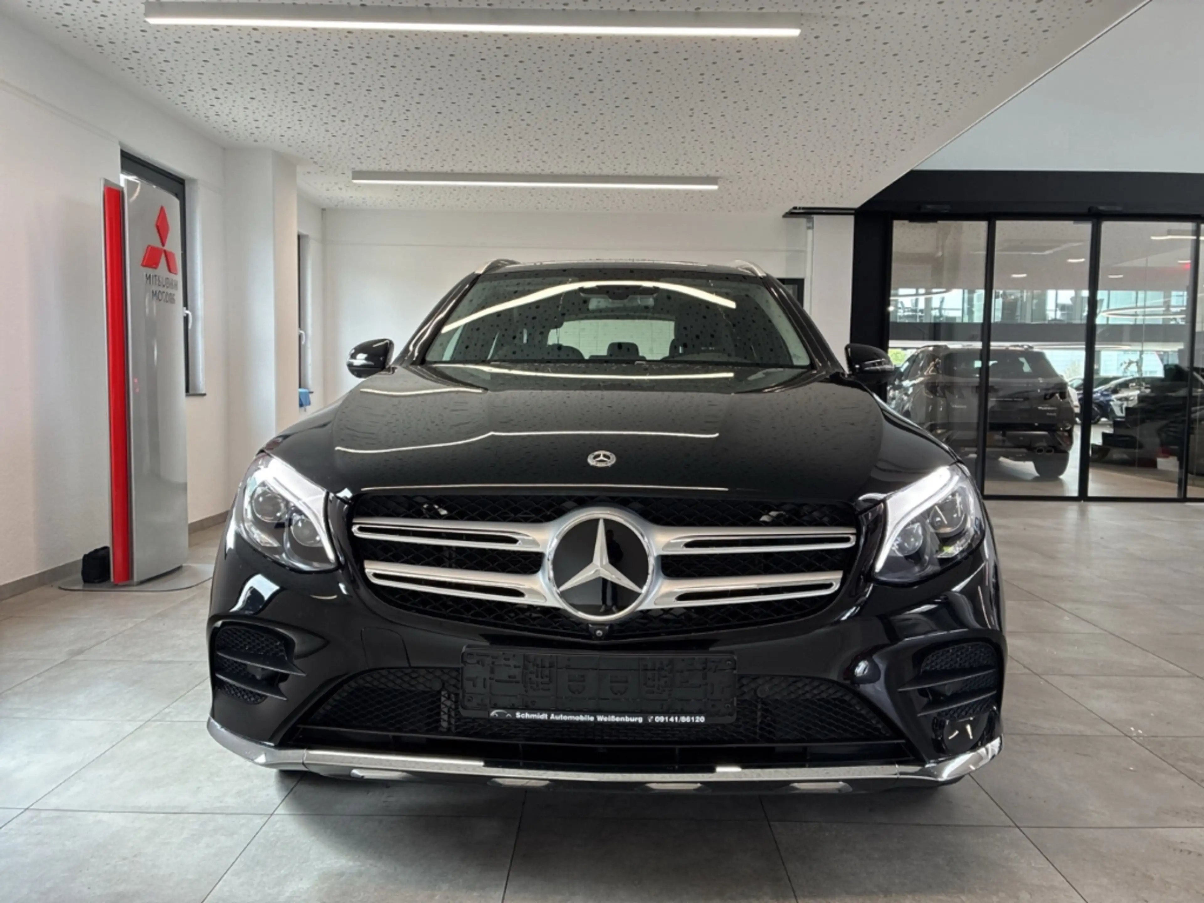 Mercedes-Benz GLC 250 250d 4Matic AMG-Line Bi-LED PDC 360° ACC — photo 5