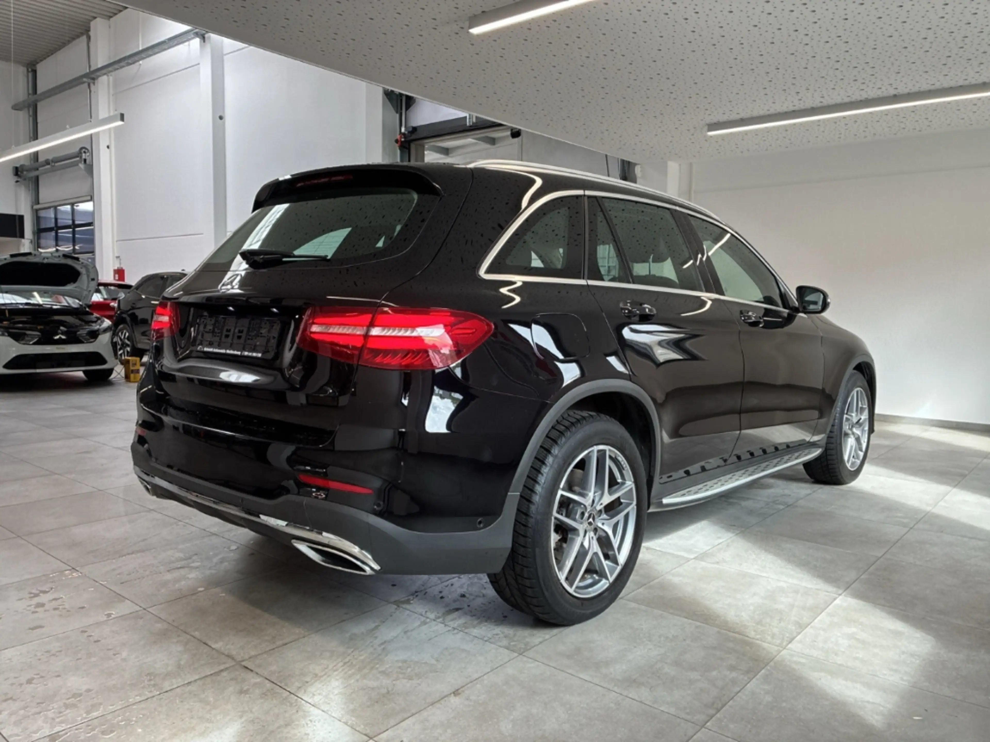 Mercedes-Benz GLC 250 250d 4Matic AMG-Line Bi-LED PDC 360° ACC — photo 4