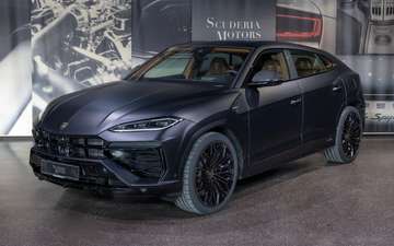 URUS SE |CARBON |B&O-SOUND |NERO-MATT |ON STOCK
