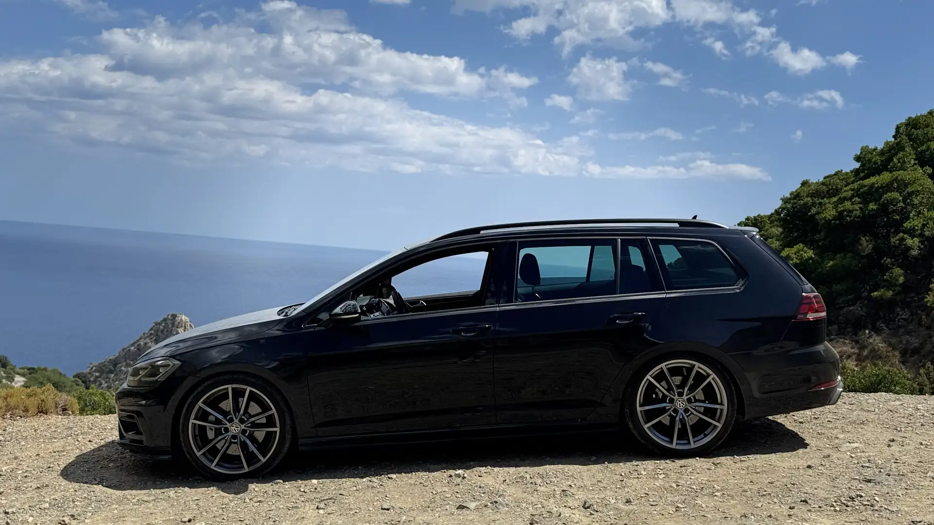 Volkswagen Golf R Schwarz - 2