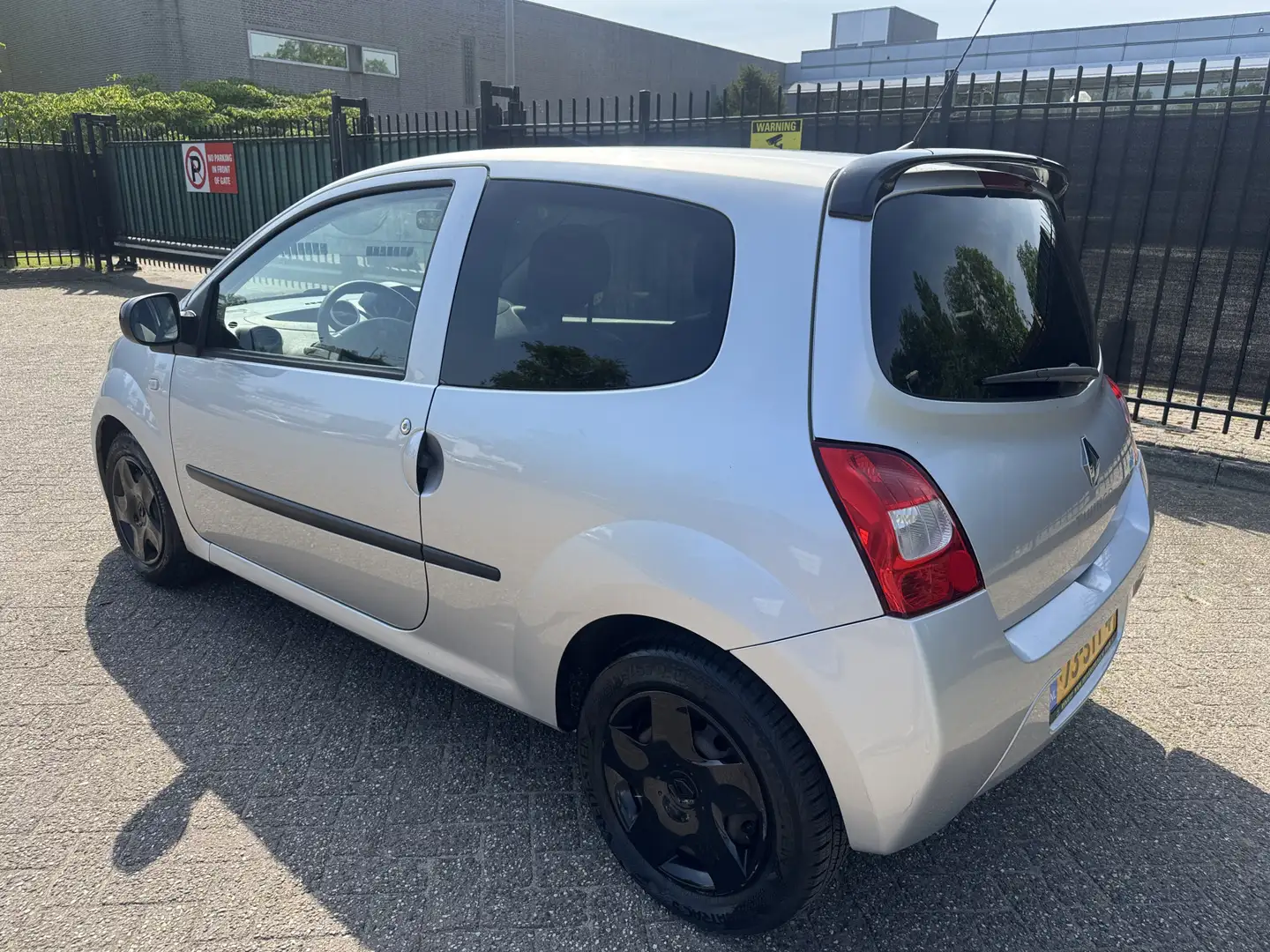 Renault Twingo 1.2-16V Collection Airco/Strbkr/Elektr Ramen Grijs - 2
