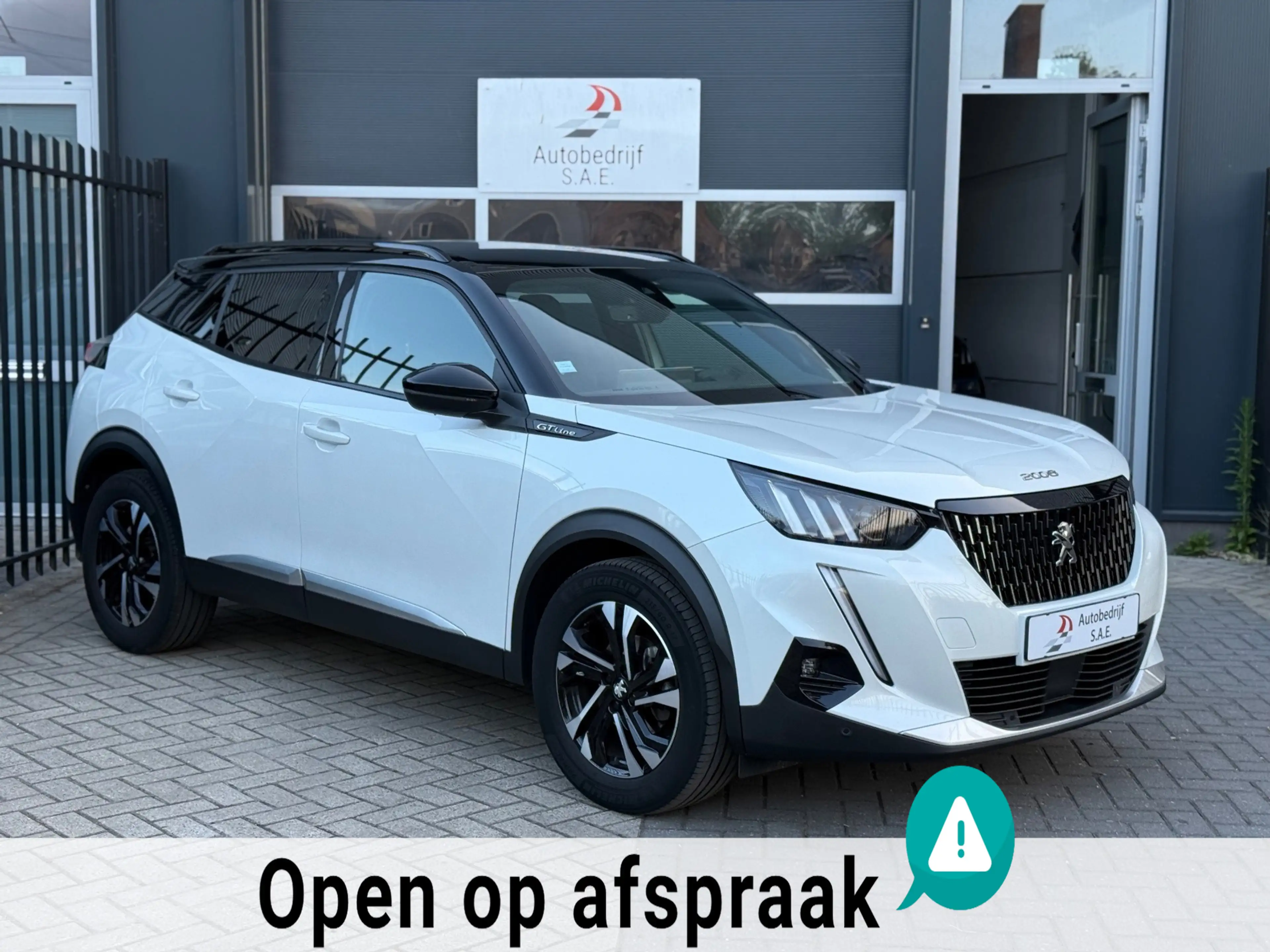 Peugeot 2008 1.2 PureTech GT-Line CARPLAY NAVI AUTOMAAT ! — photo 2