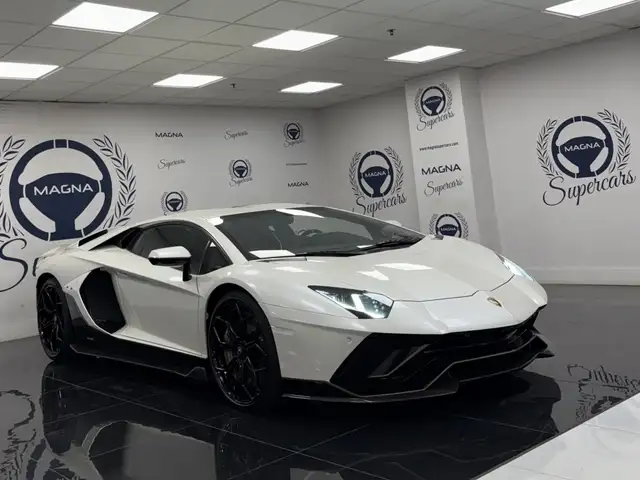 Lamborghini Aventador LP 780-4 Ultimae