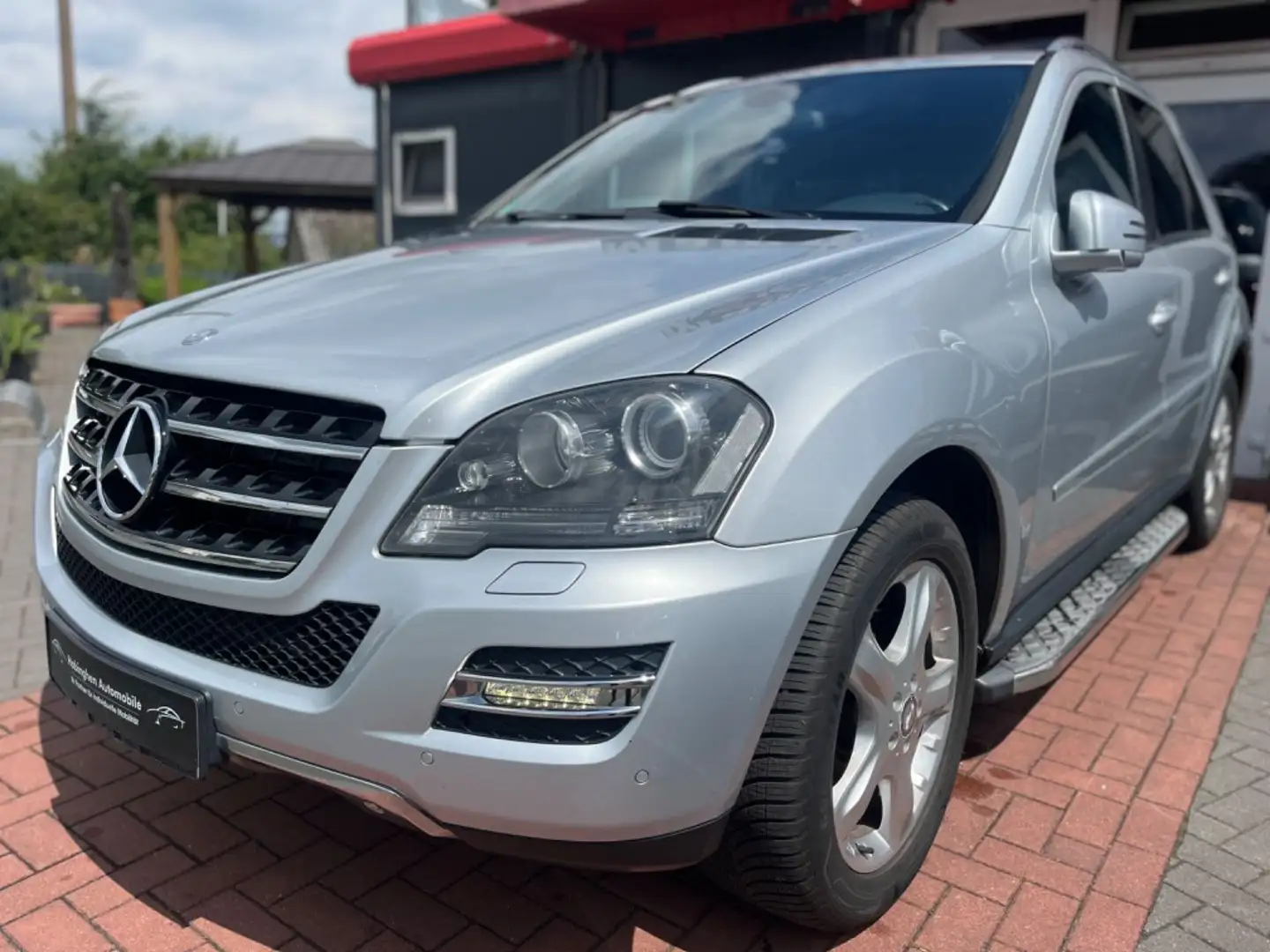 Mercedes-Benz ML 350 CDI 4Matic Grand Edition Silber - 1