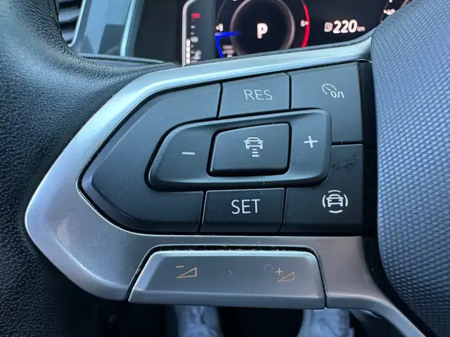 Volkswagen Tiguan view 15