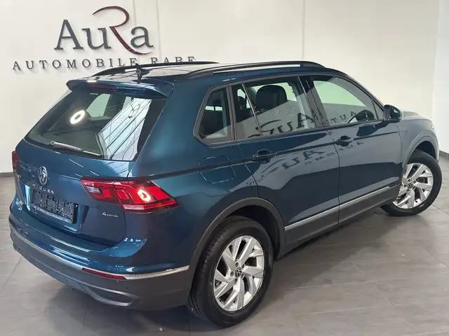 Volkswagen Tiguan view 5