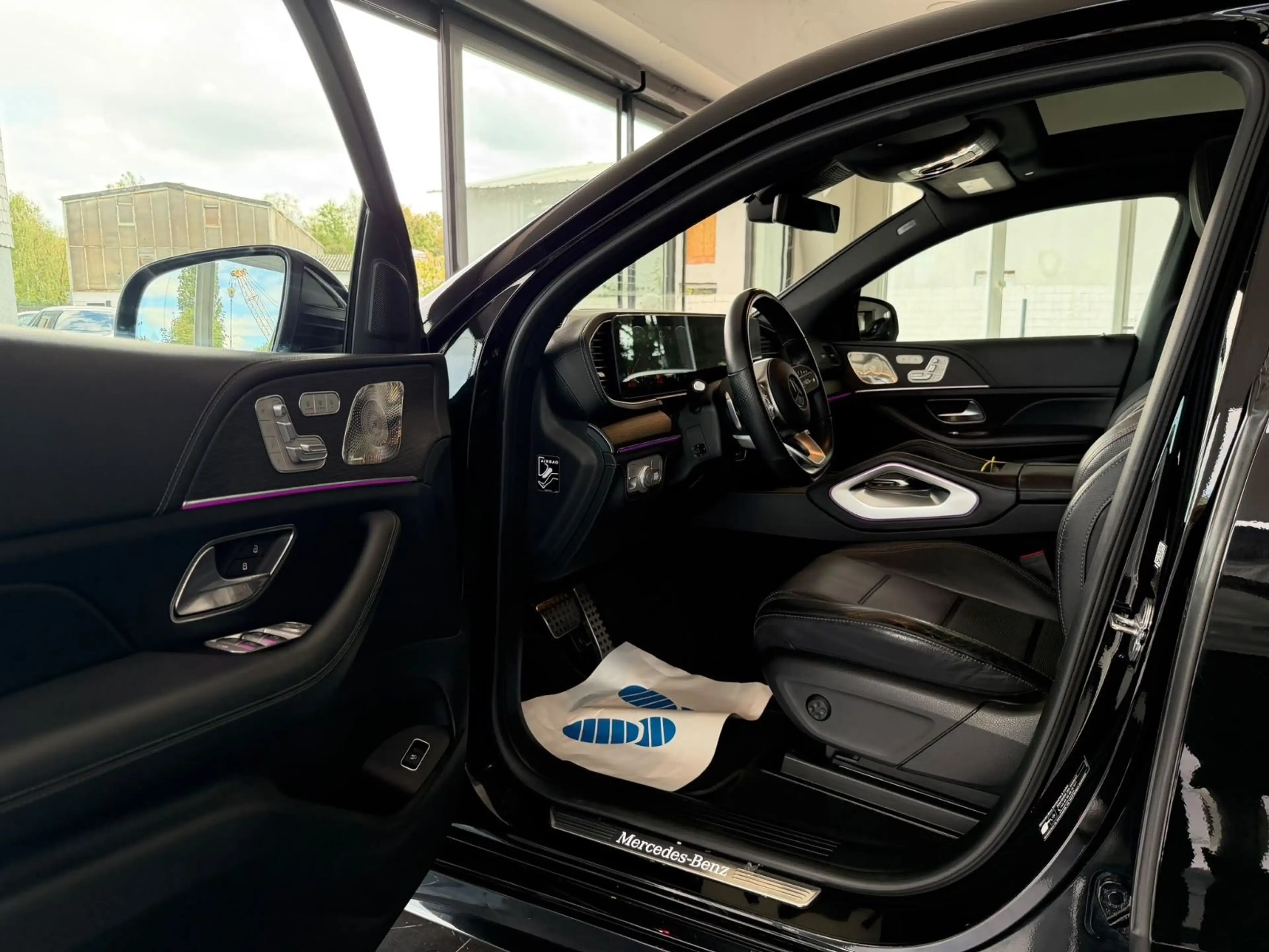 Mercedes-Benz GLE 350 de Coupe 4M AMG Pano Dis AIRM AHK 360 — photo 10
