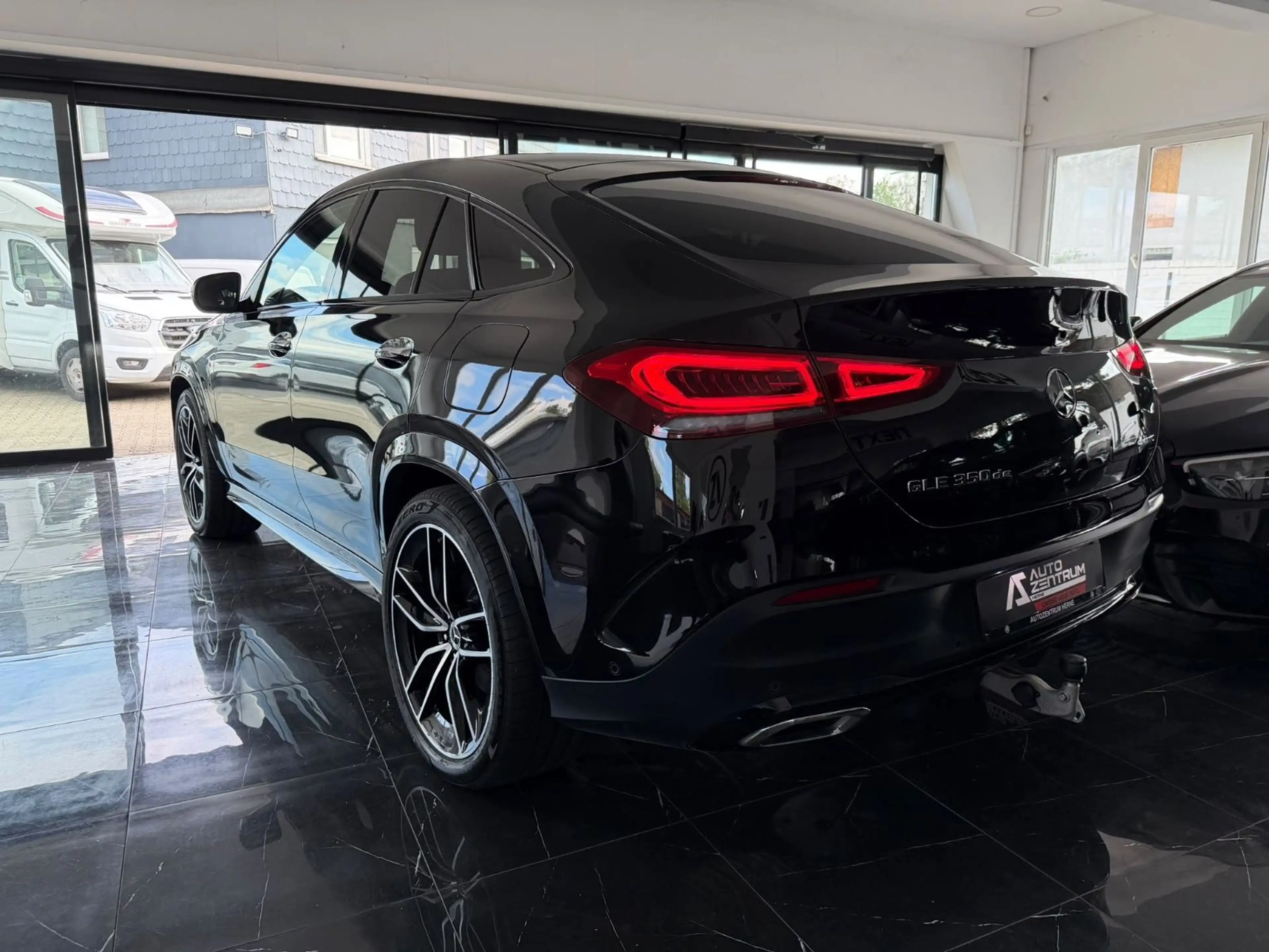 Mercedes-Benz GLE 350 de Coupe 4M AMG Pano Dis AIRM AHK 360 — photo 6