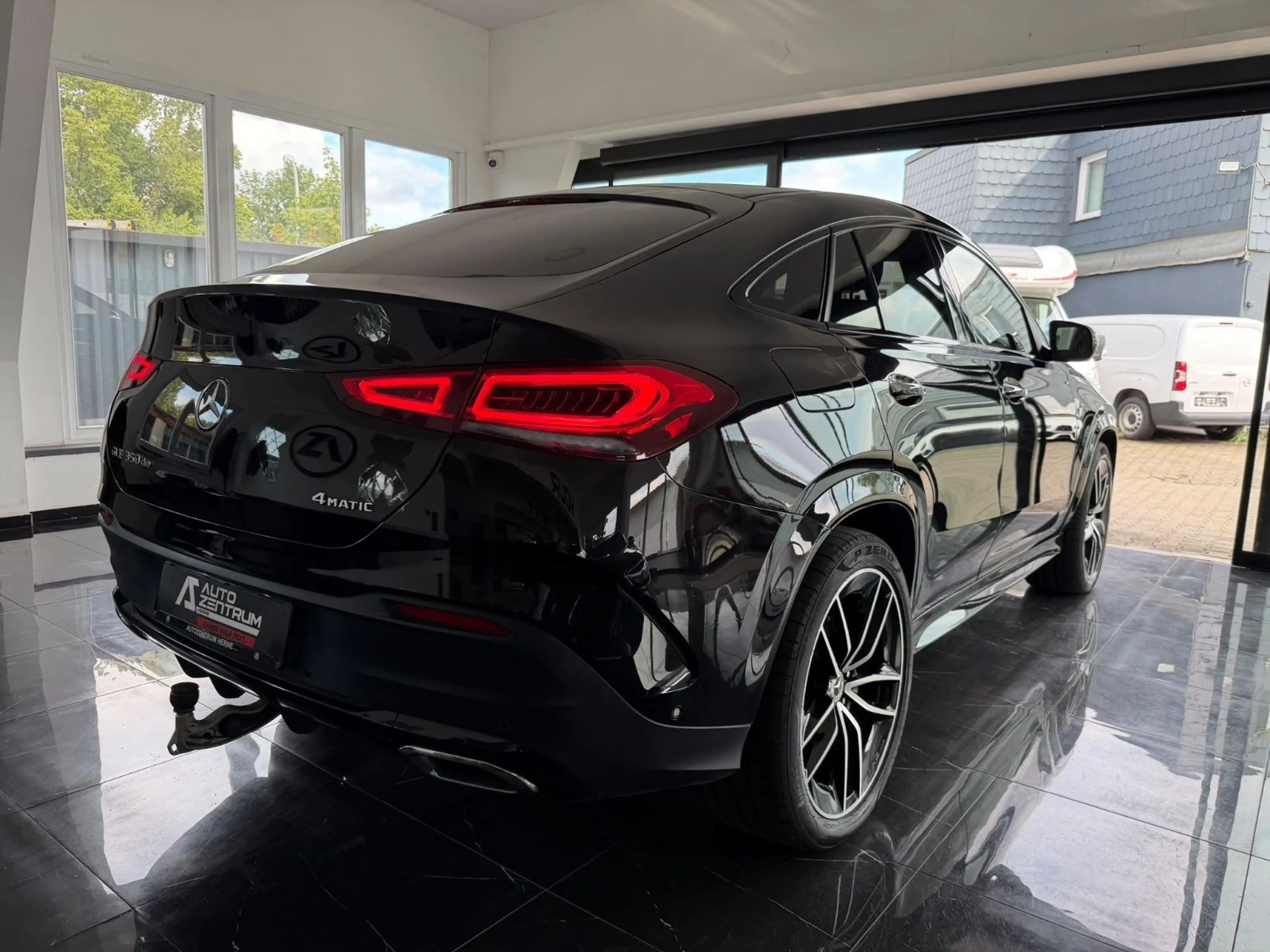 Mercedes-Benz GLE 350 de Coupe 4M AMG Pano Dis AIRM AHK 360 — photo 8