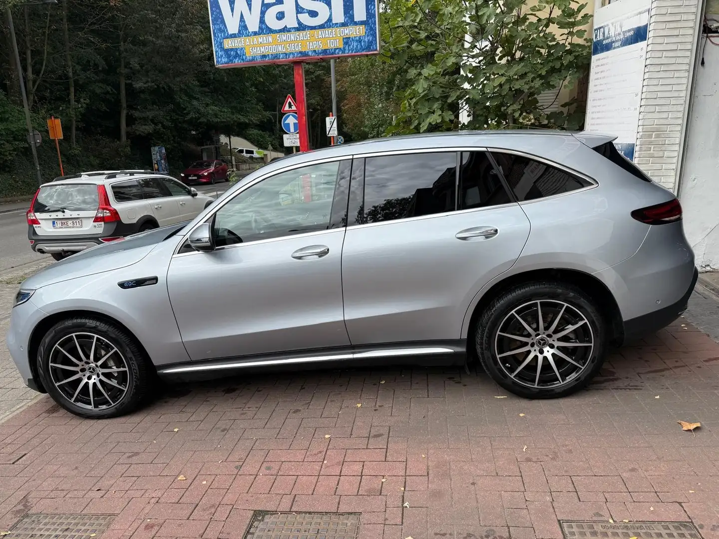 Mercedes-Benz EQC 400 EQC 80 kWh 400 4-Matic Zilver - 2