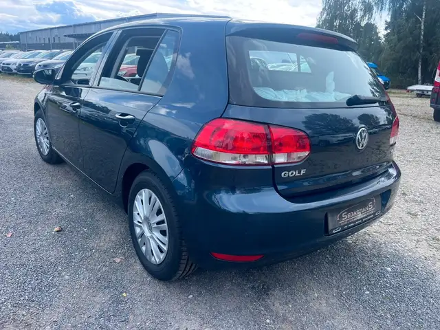 Volkswagen Golf view 6