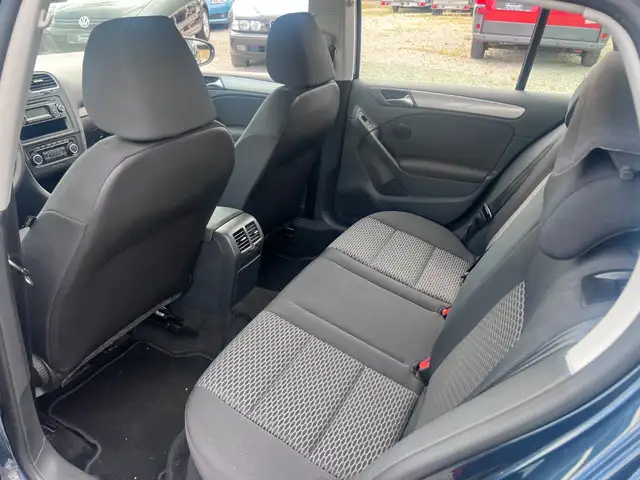 Volkswagen Golf view 11
