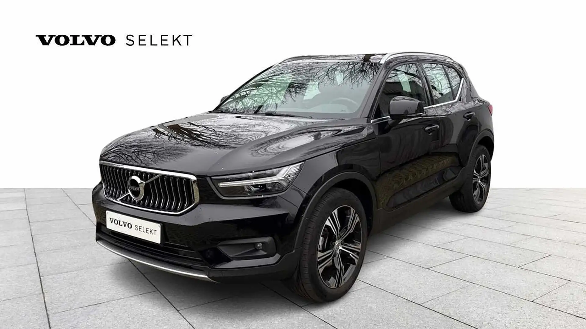 Volvo XC40 Inscription, T3 Geartronic Zwart - 1