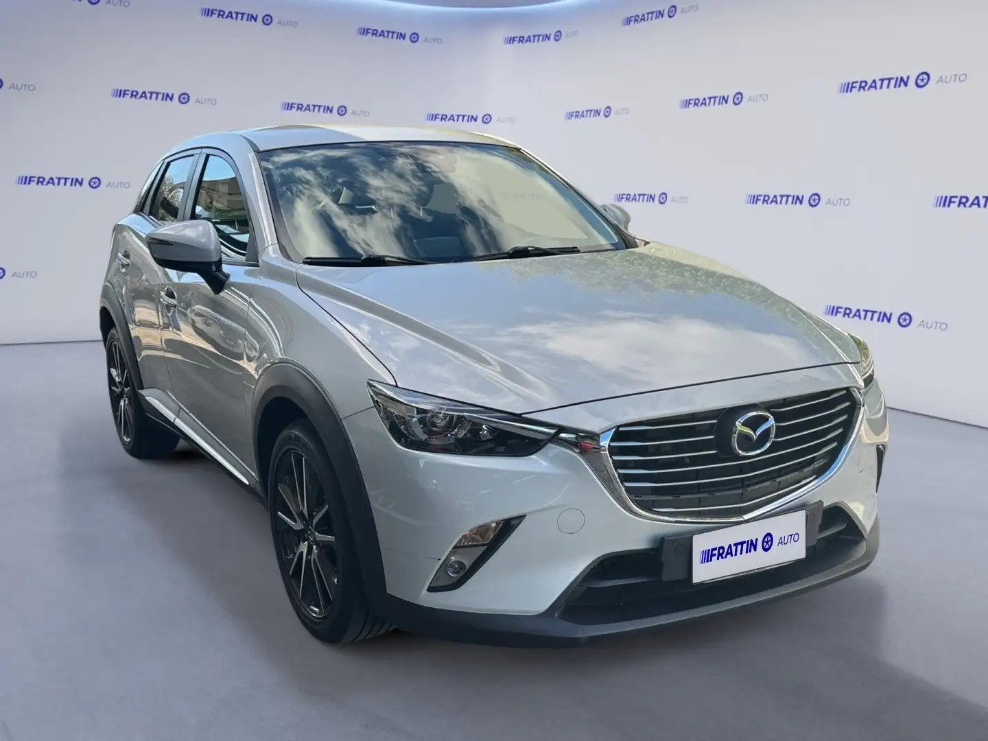 Mazda CX-3 1.5L Skyactiv-D Evolve Gris - 2