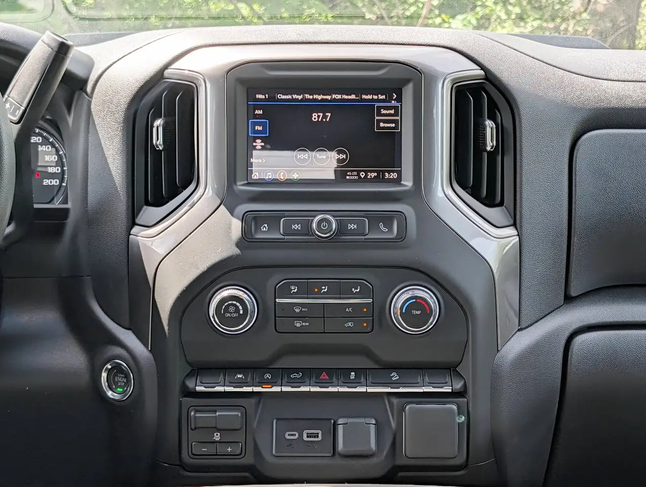 Chevrolet Silverado 1500 fotografie Chevrolet Silverado 1500