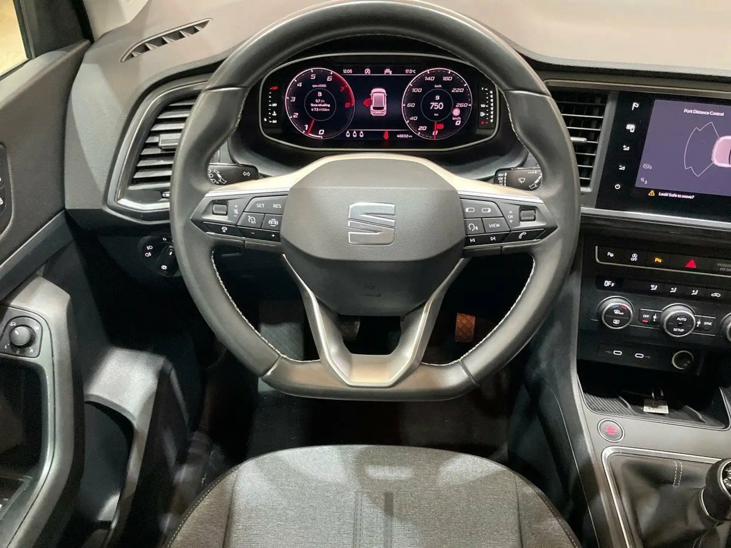 SEAT Ateca 1.5 EcoTSI S&S Style XM Kék - 2